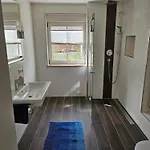 2 Apartment *