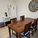 2 Apartment *