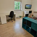2 Apartment *